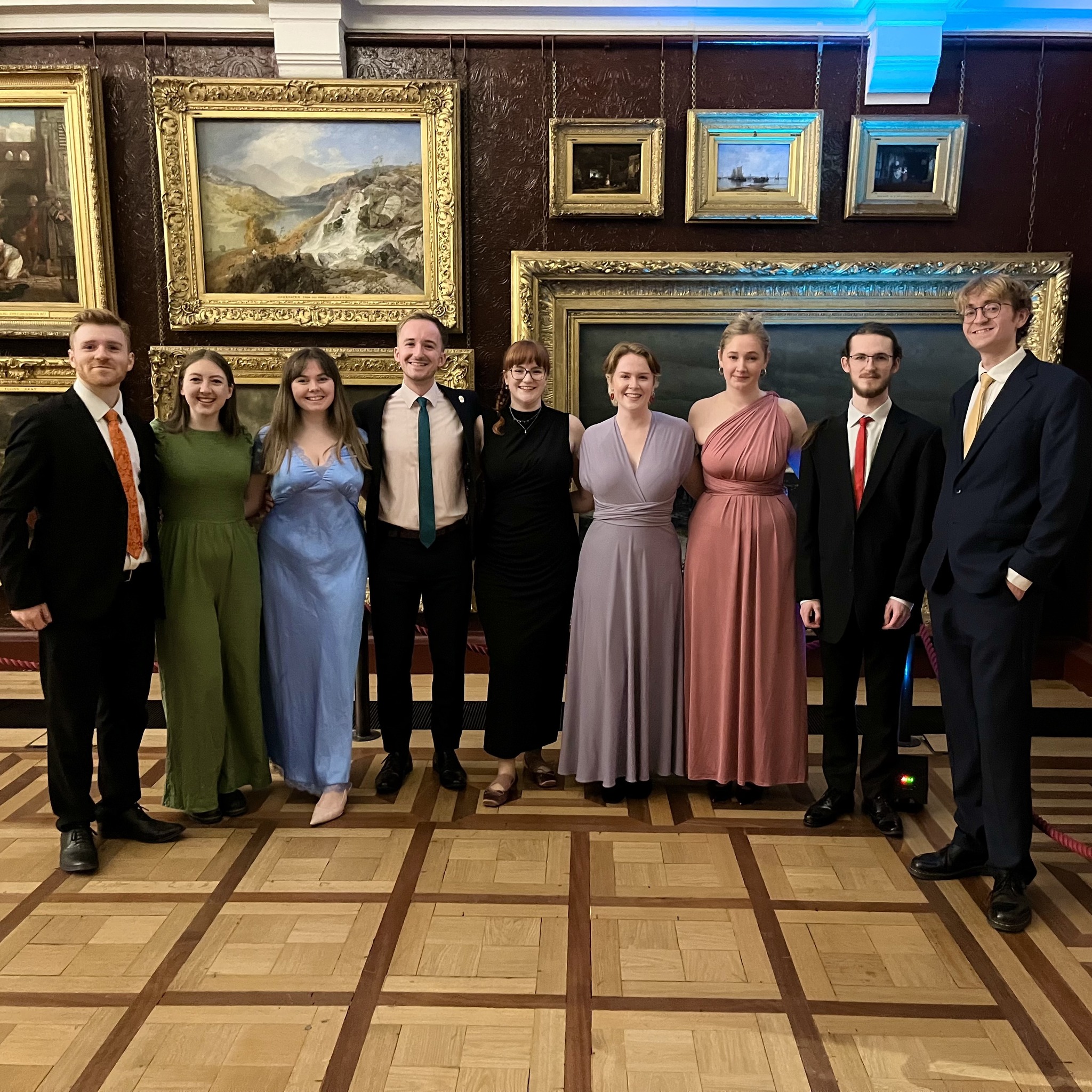 Omnium Ensemble - 9 professional singers, 21st Choral British Classics